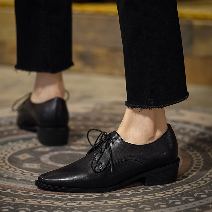 Scarpe da donna in pelle di va - Oxford Lace Up Women recensione e prezzo